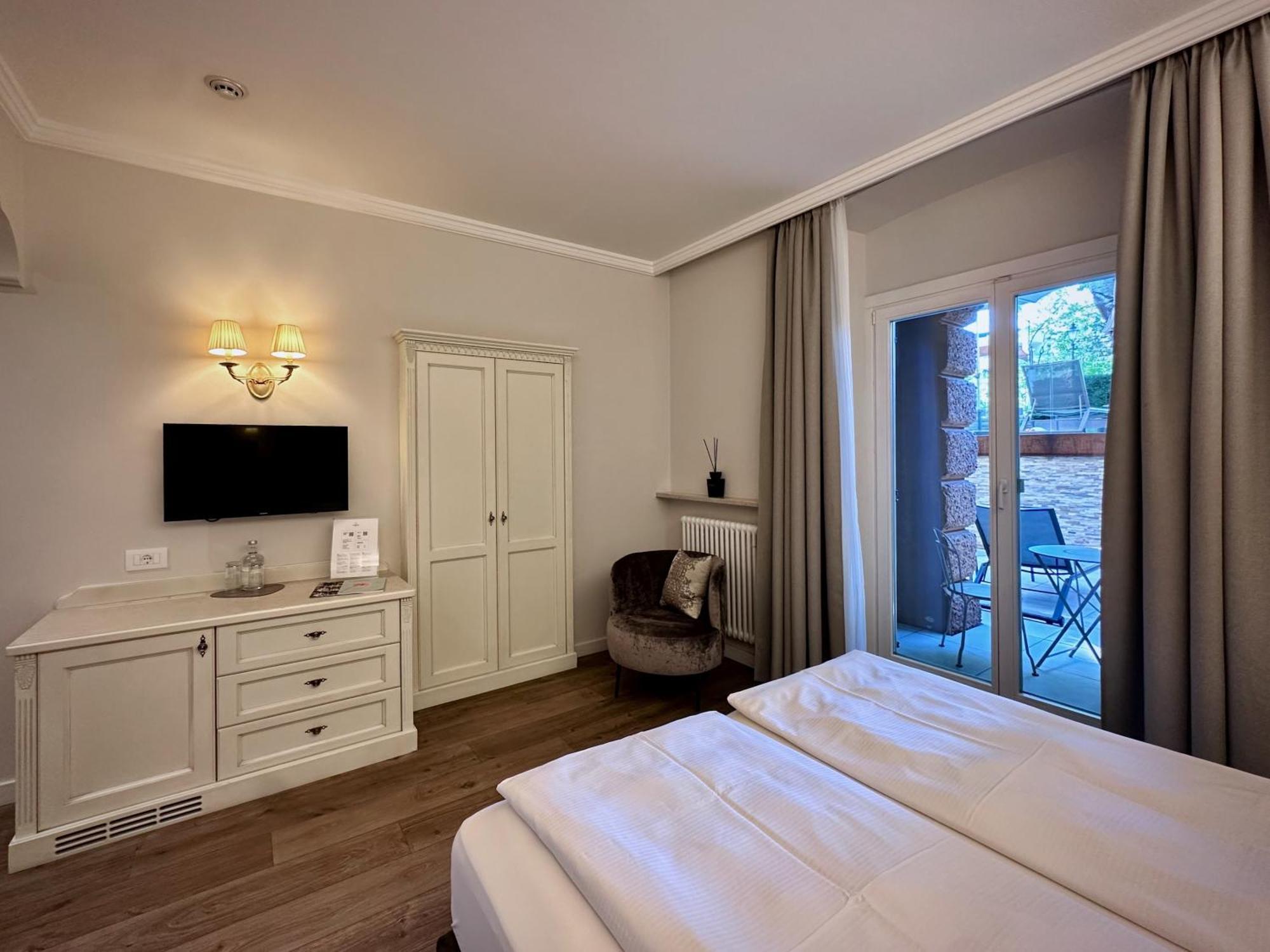 Hotel Windsor & 4*