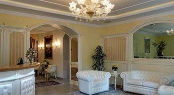 Hotel Windsor & 4*